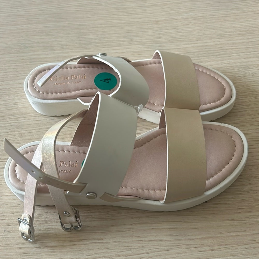 Brand new slipper. Giulia palai made in Italy